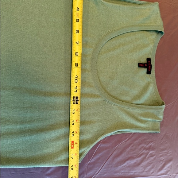 NWOT Escada Green Wool/Cashmere/Silk Blend Sleeveless Sweater Size 42/Large - Picture 8 of 12